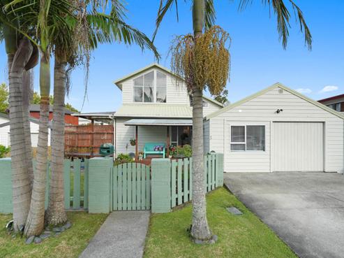 3 Sailfish Drive, West Harbour