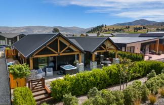 37 Magnum Drive, Cromwell