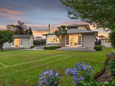 9 Grassmere Street, Papanui