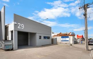 Refurbished Sydenham Warehouse with Modern Offices