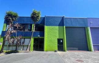 Northcote Industrial - 8 parks!