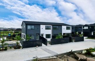 2/75 Te Taruna Drive, Milldale