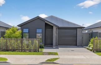 46 Hammick Crescent, Pyes Pa