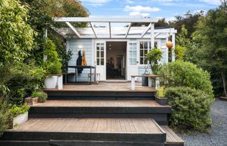92 Beach Road, Purakaunui