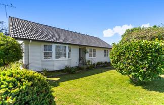 9 Riverpark Crescent, Henderson