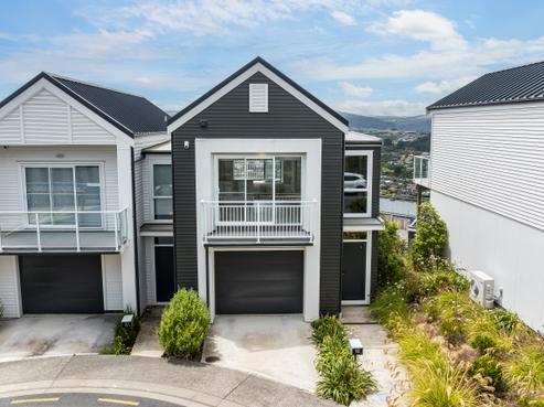 18 Kopua Place, Whitby