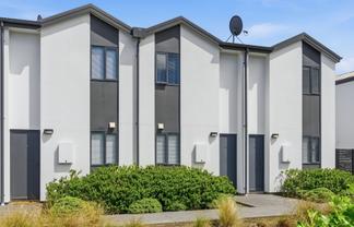 51/10 Buffon Street, Waltham