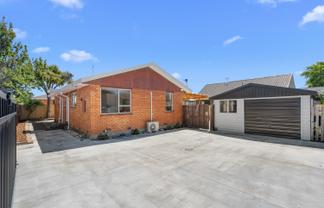 2/27 Brougham Street, Addington