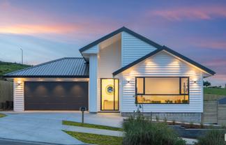 17 Awanui Road, Red Beach