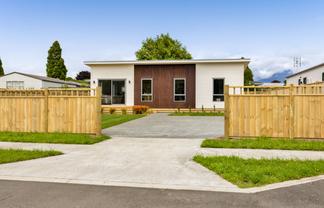 9 Horoeka Street, Inglewood