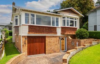 5 Ruarangi Road, Mount Albert