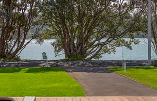 23 Cliff Street, Raglan