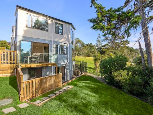 41 Seaside Avenue, Waterview