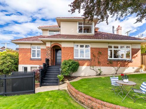 21 Leven Street, Roslyn
