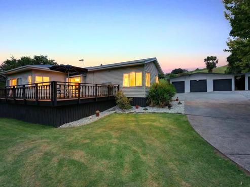 421 Wharehine Road, Wharehine