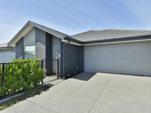 16 Contrail Street, Wigram
