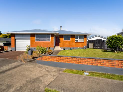 21 Montjoy Street, Stratford