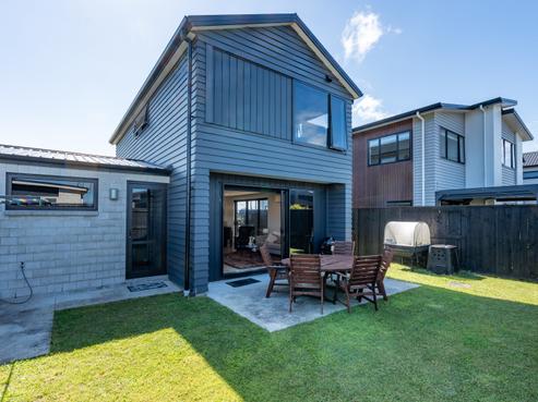 13 Keyes Street, Greenhill Park