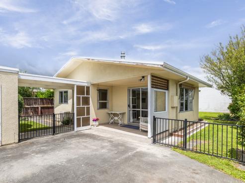 2/502 Whitehead Road, Hastings