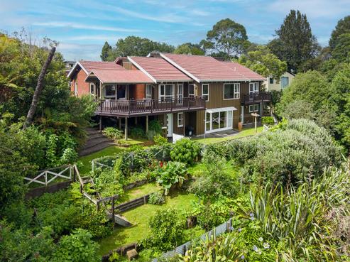 11 Rika Place, Kawaha Point