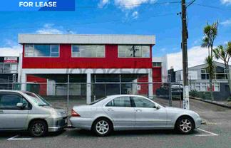 High-Stud 508 sqm Warehouse in Mt Eden