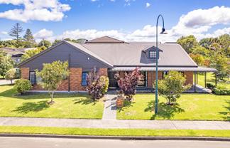 3 St Johns Heights, Saint Johns Hill