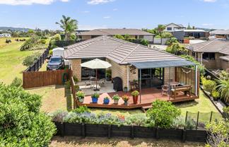 20 Dune Lake Place, Ruakaka