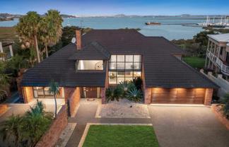 Auckland - Address withheld