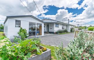 2 Hinau Place, Lansdowne