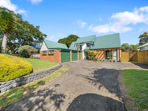 75 Carnoustie Drive, Wattle Downs