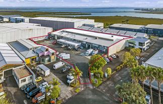 Large freehold industrial with scale