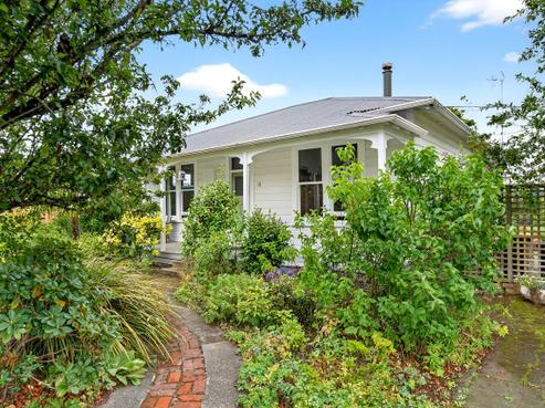 16 Makora Road, Masterton