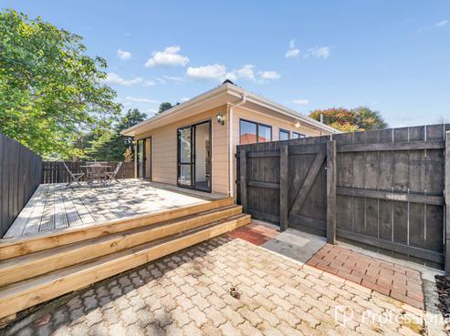 98A Reynolds Street, Taita