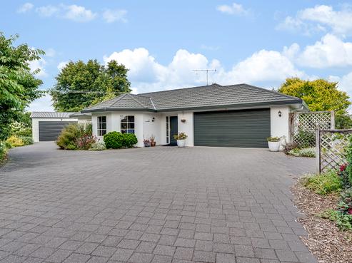 45 The Oaks Drive, Leamington