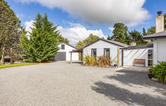 707 Loburn Whiterock Road, Loburn