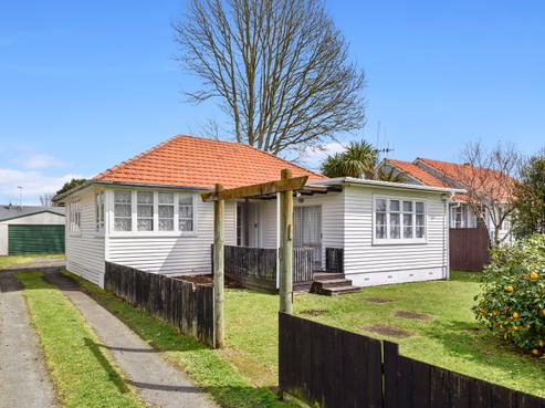 13 Ross Crescent, Fairfield