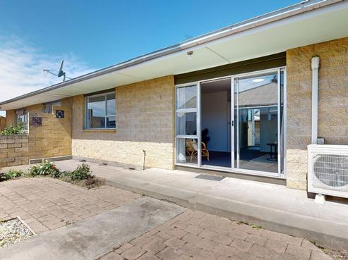2/24 Cox Street, Ashburton