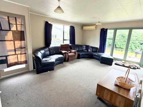 34B Charles Road, Hannahs Bay
