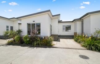 21/16 Ian Street, Koutu