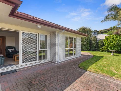 246 Castlewold Drive, Bethlehem