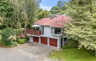 6A Spencer Place, Merrilands