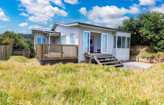 21 Ocean View Road, Port Waikato