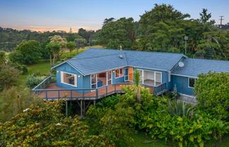 12 Whitehills Road, Waitoki