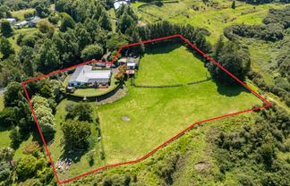 34E Plummers Point Road, Whakamarama