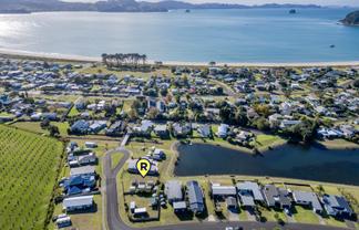 19 Scott Drive, Cooks Beach