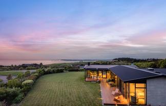 2 Heipipi Drive, Esk Hill Estate, Bay View