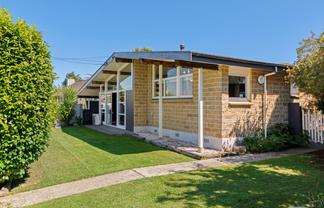 2 Collett Place, Riversdale