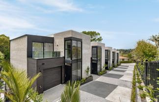 21E Arahia Street, Northcote