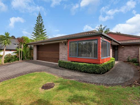18 Augusta Place, Kamo