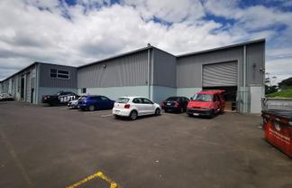 Albany approximately 480sqm industrial/showroom